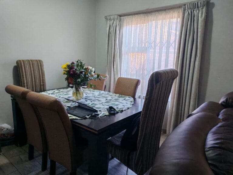 Modern 3-Bedroom Duplex Townhouse with Scenic Views – Priced to Sell at R1,540,000