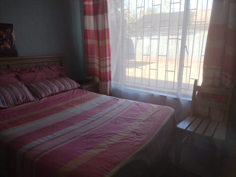 Spacious Family Home with Exceptional Potential in The Orchards – R1 850 000
