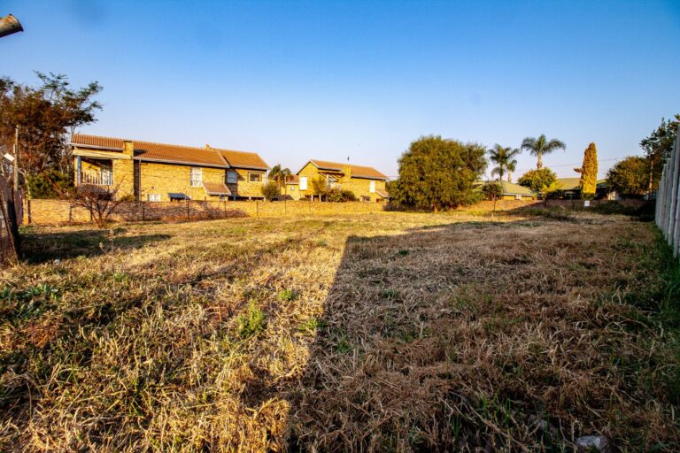 Location Is Key | Leker Piece of Prime Land in a Sought-After Area | Secure It Now!