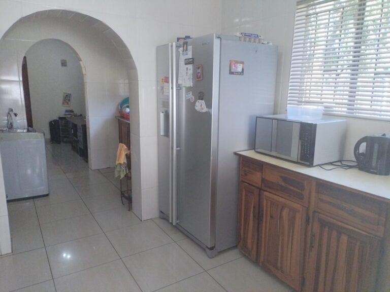 Spacious Family Home with Exceptional Potential in The Orchards – R1 850 000