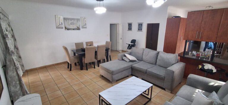 Prime Multi-Let Property for Sale – Two Houses + Flatlet on One Stand | Clubview
