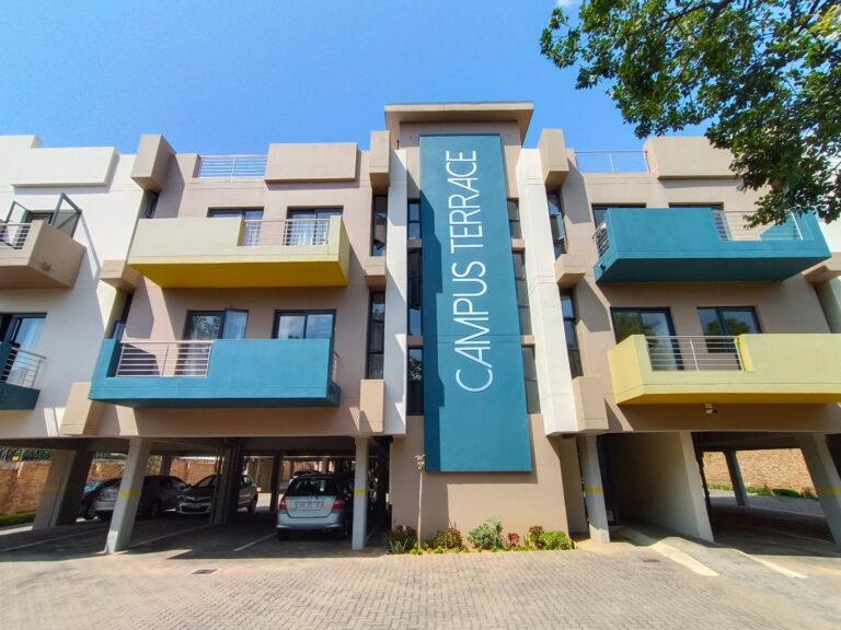 INVESTMENT GOLDMINE – 4 UNITS AVAILABLE WITH TENANTS SECURED!