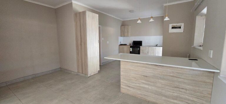 Spacious 5-Bedroom Family Home in Proclamation Hill, Pretoria Asking Price: R1 595 000
