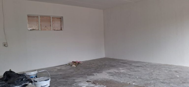 3 Bedroom 2 bathroom 2 Garages apartment