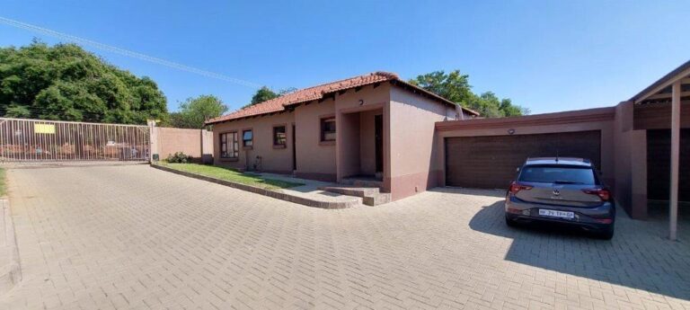 FOR SALE – MODERN 3 BEDROOM HOME IN Pretoria North