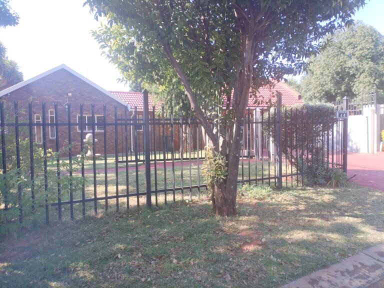 Spacious Family Home with Exceptional Potential in The Orchards – R1 850 000