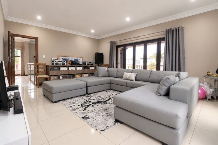 Elegant corner stand 5 bed home in Midlands Estate