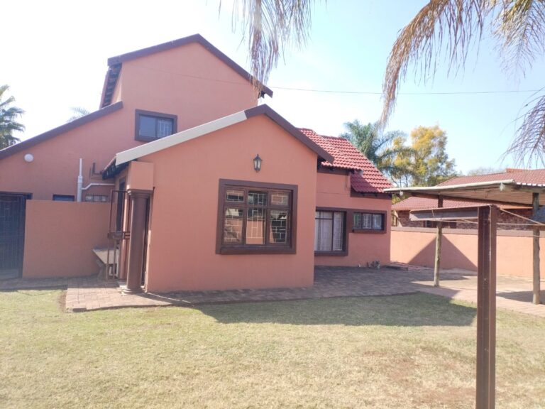 4-Bedroom Family Home for Sale | Theresapark