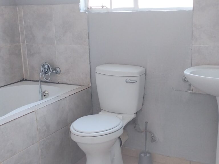 STUNNING 3-BEDROOM TOWNHOUSE FOR SALE – THE ORCHARDS