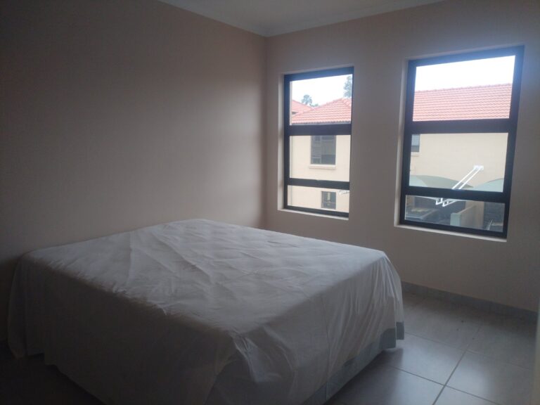 3 Bedroom Townhouse for Sale in Amandasig