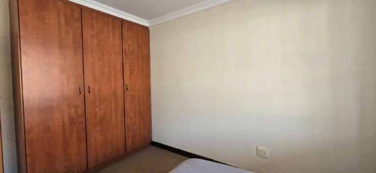 Priced to Sell – Modern 2-Bedroom Ground Floor Apartment in Magalieskruin, Pretoria