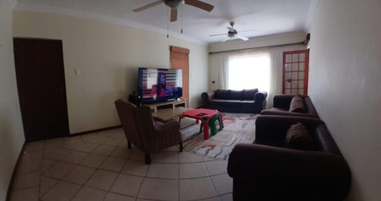 Modern 3-Bedroom Full Title Townhouse for Sale – Villa Francel Estate, Heatherview
