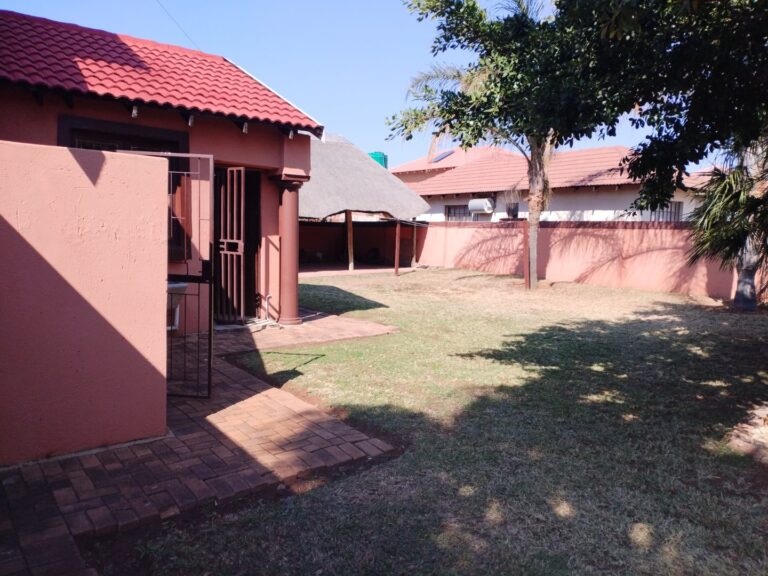 4-Bedroom Family Home for Sale | Theresapark