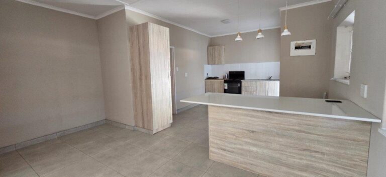 Spacious 5-Bedroom Family Home in Proclamation Hill, Pretoria Asking Price: R1 595 000