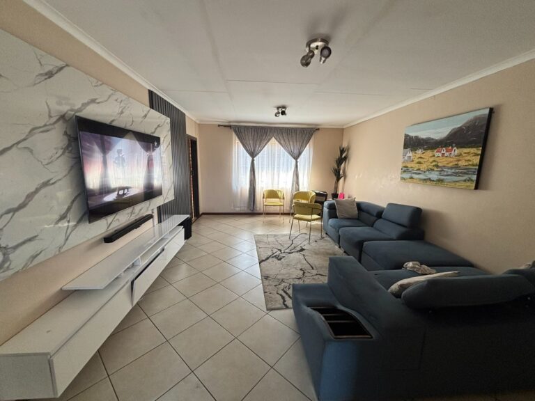 Modern 3 Bedroom Home in Secure Estate
