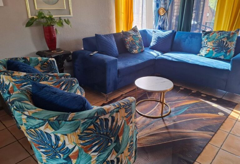 3 Bedroom apartment in Die Hoewes
