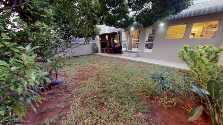 Exclusive Mandate | Fantastic 3-2-1-1 Family Home | Holiday Feels, Beautiful Park Vibes&Secure Lifestyle Living in the Heart of Die Hoewes | Your Perfect New Place to Call Home – Secure It Now!