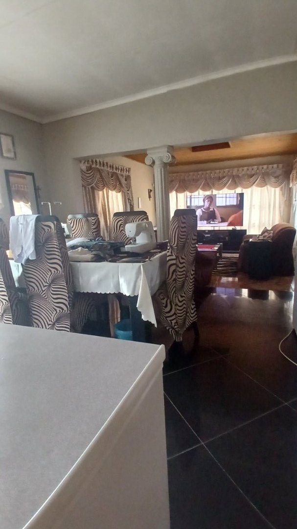 House for sale in Temba Unit 1