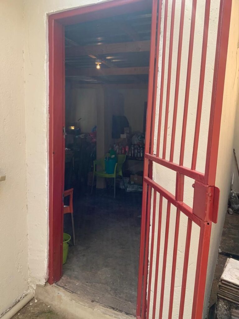 Corner Cousy Two Bedroom House