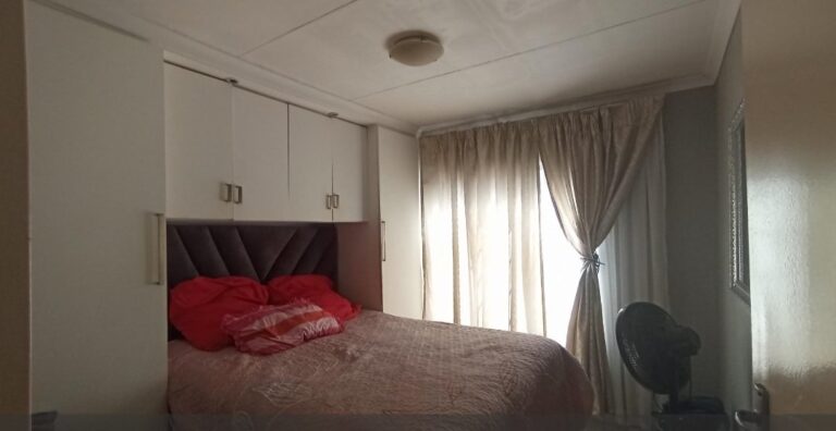 House for sale in Soshanguve East