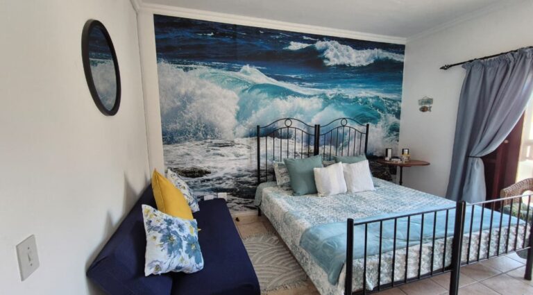 Neat Ground-Floor Studio Apartment in Breede River Estate