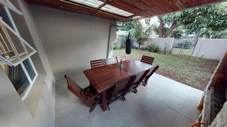 Exclusive Mandate | Fantastic 3-2-1-1 Family Home | Holiday Feels, Beautiful Park Vibes&Secure Lifestyle Living in the Heart of Die Hoewes | Your Perfect New Place to Call Home – Secure It Now!