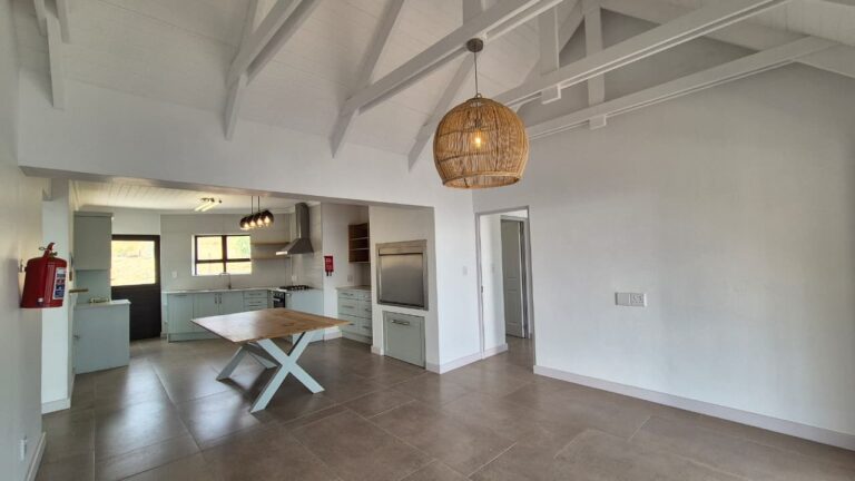 2-Bedroom Apartment + Sunroom/Study with River Views
